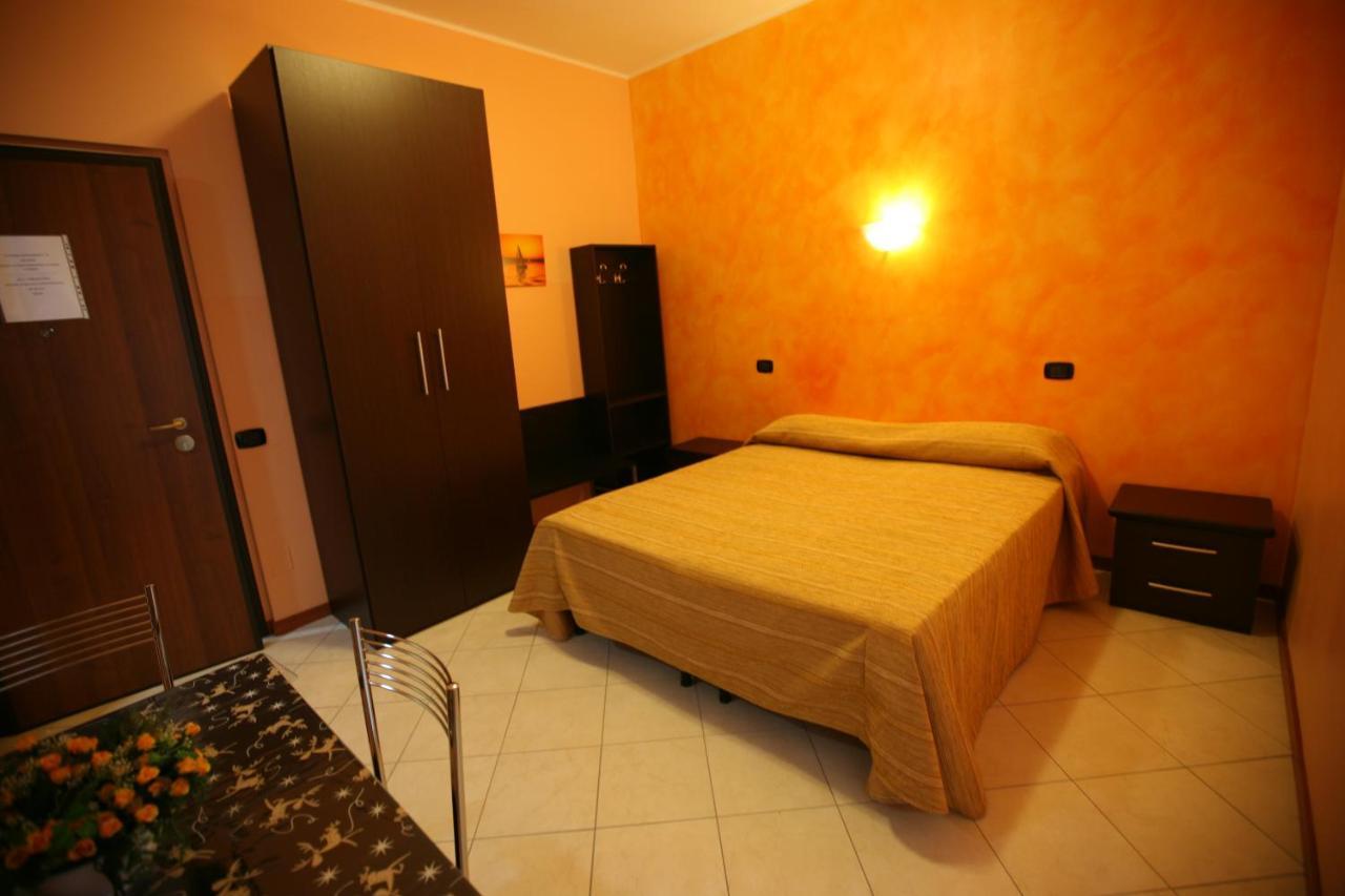Ferienwohnung Amati Policlinic Monza Exterior foto
