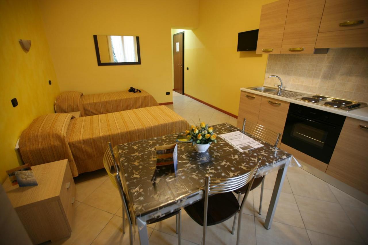 Ferienwohnung Amati Policlinic Monza Exterior foto