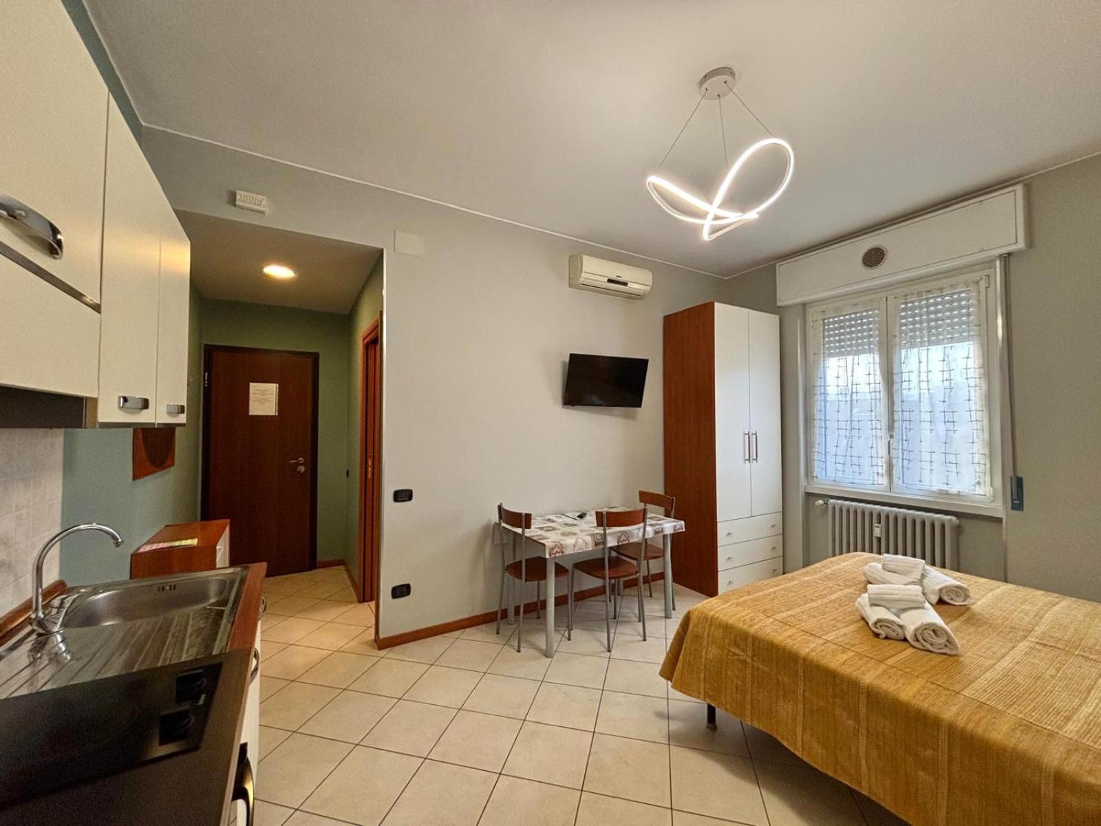 Ferienwohnung Amati Policlinic Monza Exterior foto
